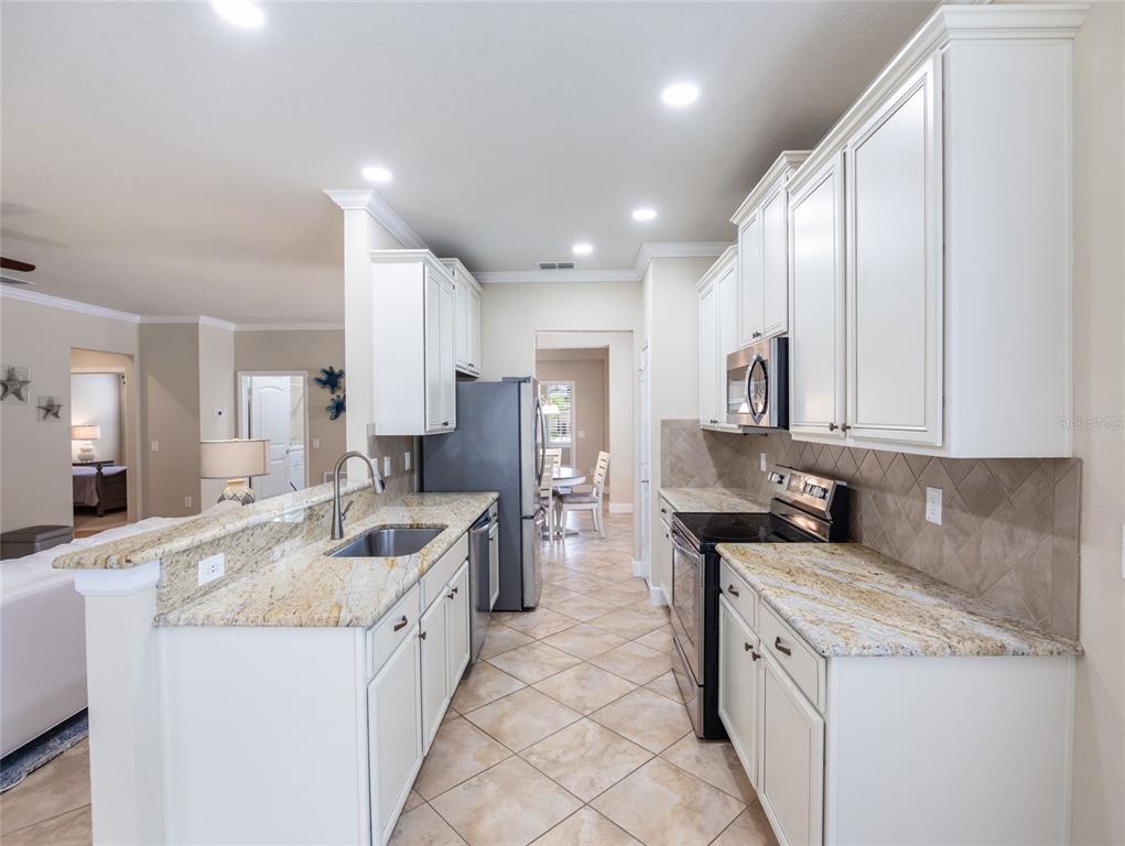 9123 Southwest 70th Loop Ocala, FL 34481 - Photo 13 of 62