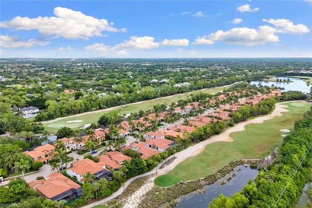 $3,195,000 | 2896 Tiburon Boulevard East, Naples, FL 34109