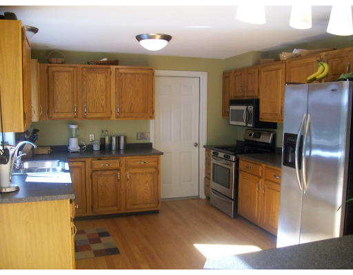 211 Sawmill Road West Springfield, MA 01089 - Photo 8 of 11 Gallery Image 8