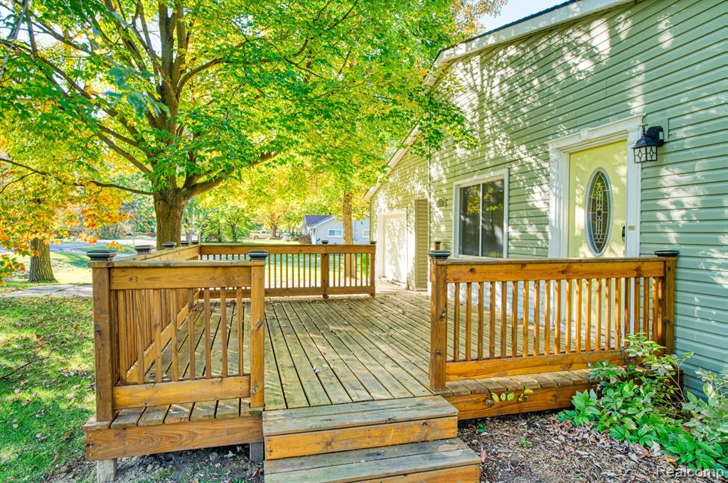 10159 Clark Road Davison, MI 48423 - Photo 4 of 49