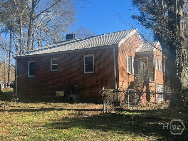 121 Hilltop Road Athens, GA 30605 - Photo 14 of 14 Fenced yard