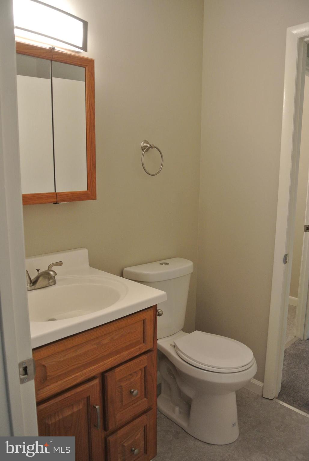 2908 Aspen Hill Road Baltimore, MD 21234 - Photo 25 of 38 Master Suite!