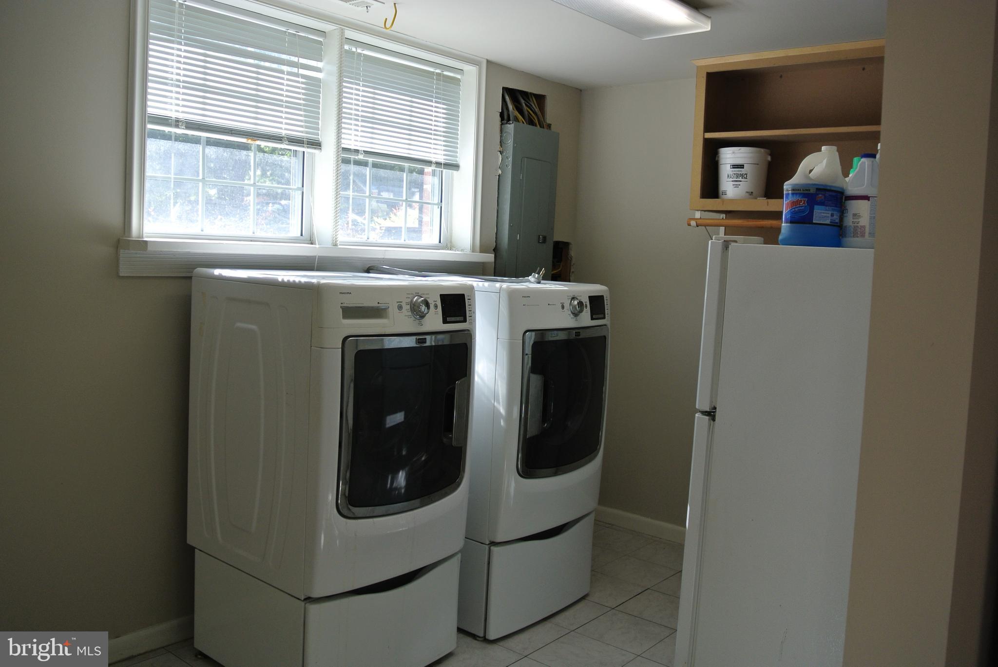 2908 Aspen Hill Road Baltimore, MD 21234 - Photo 33 of 38 Large capacity washer & dryer