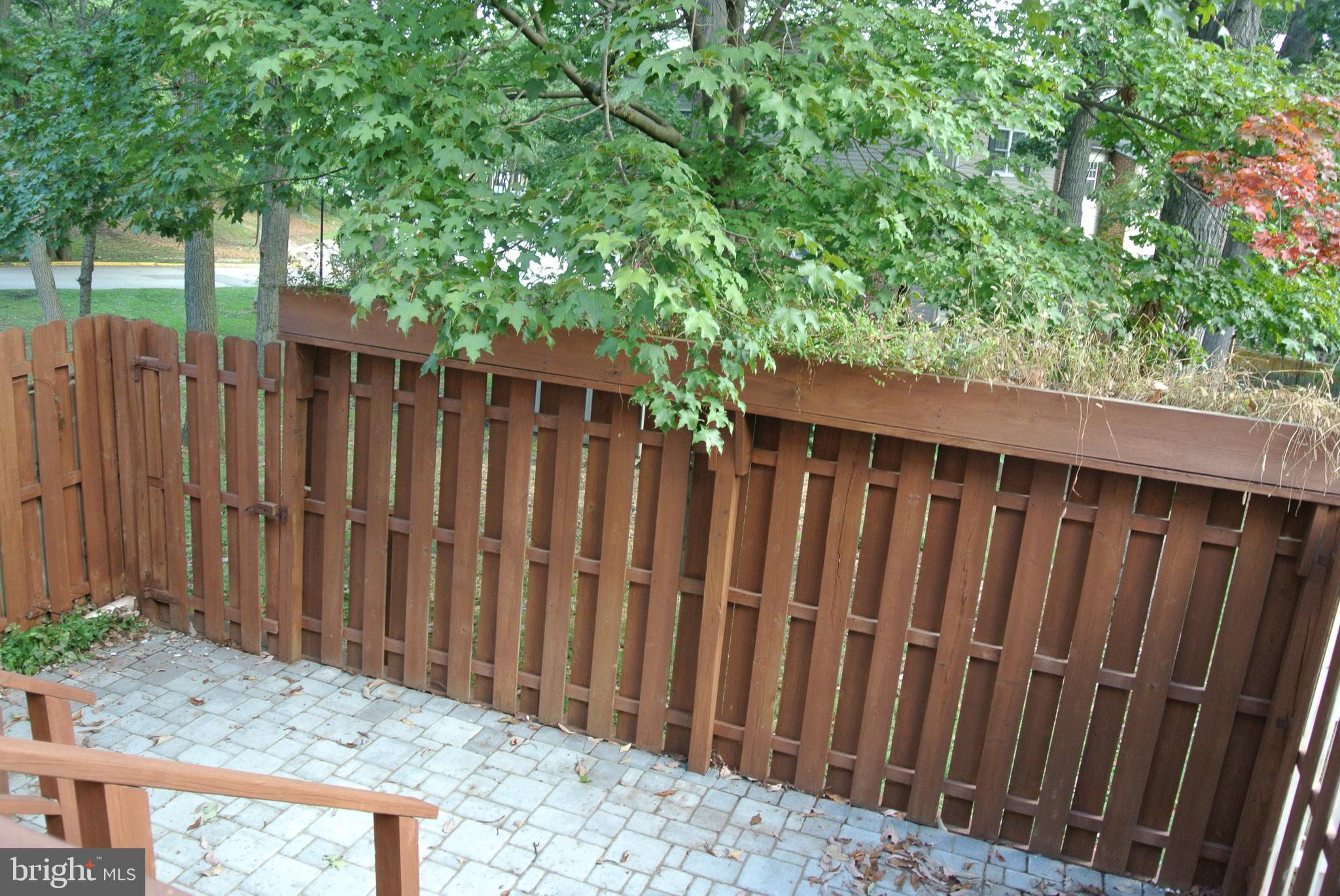 2908 Aspen Hill Road Baltimore, MD 21234 - Photo 36 of 38 Privacy fence in rear