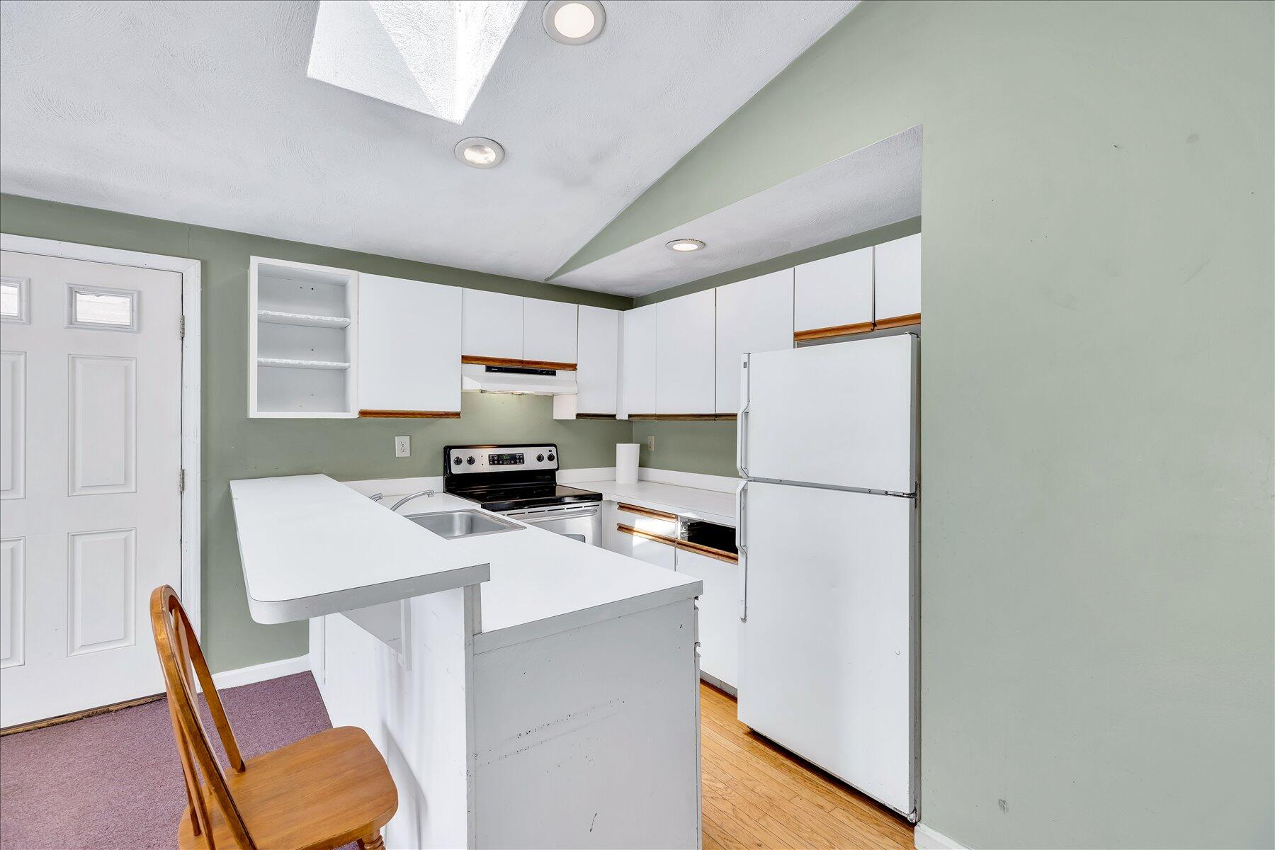 35 Ashumet Road, Unit 10C Mashpee, MA 02649 - Photo 9 of 29 24-Y1A5492