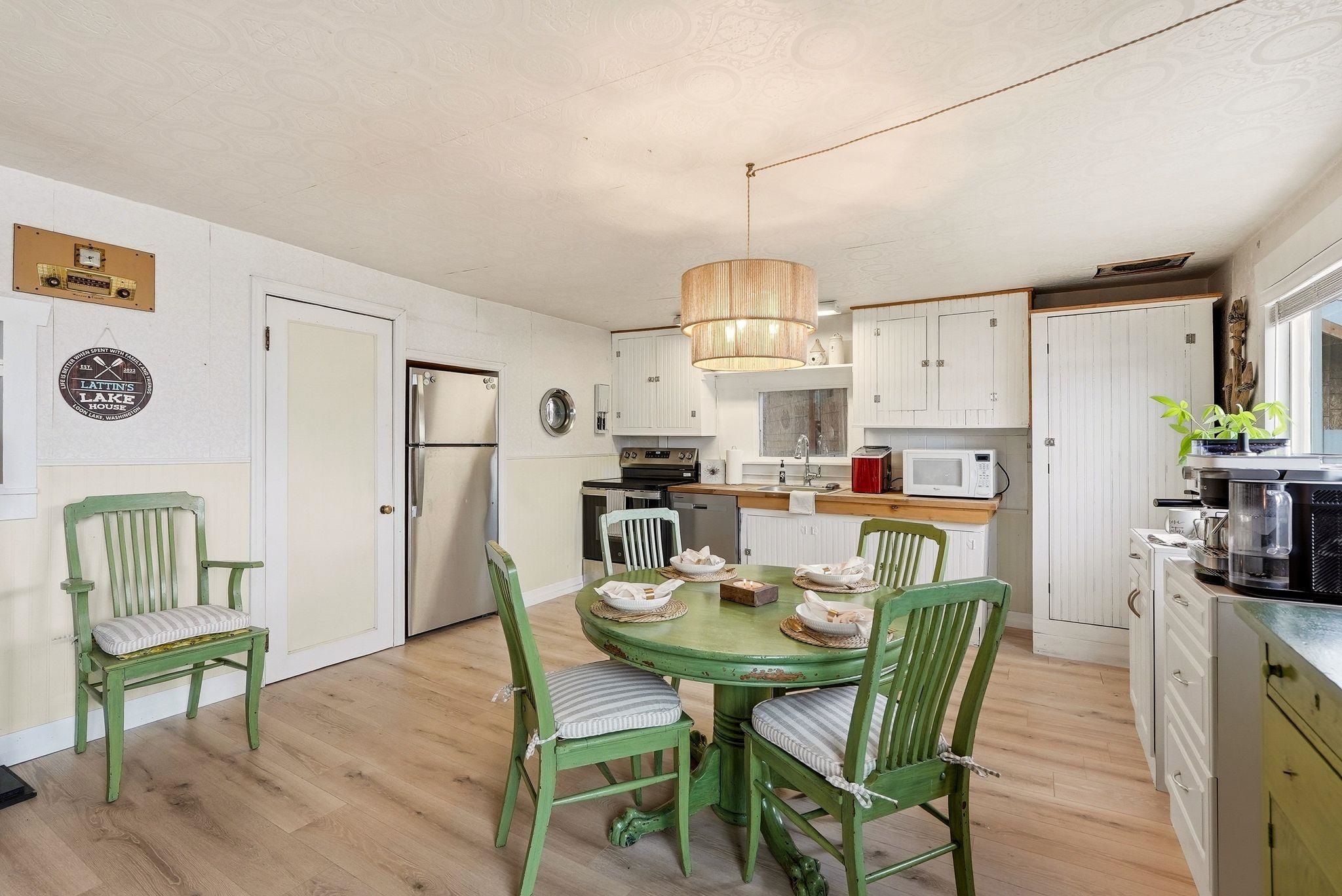 44998 Lakeshore Homes Road Loon Lake, WA 99148 - Photo 17 of 50 Gallery Image 17