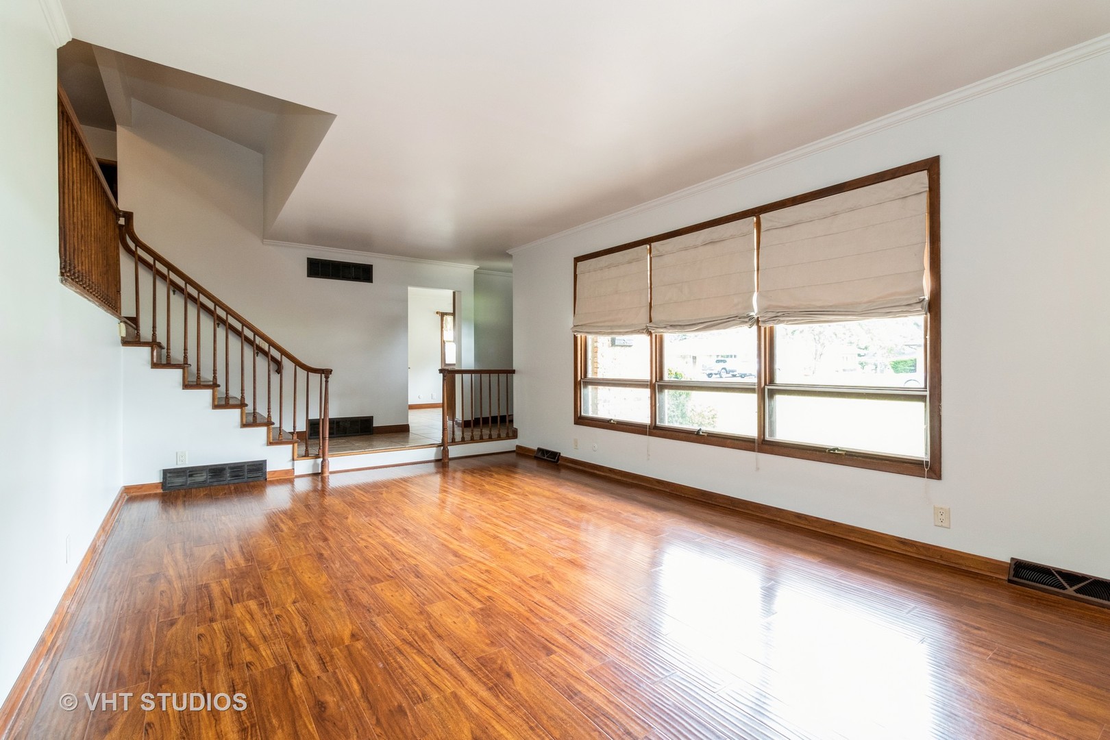 2705 Dougal Road Joliet, IL 60433 - Photo 3 of 15 Gallery Image 3