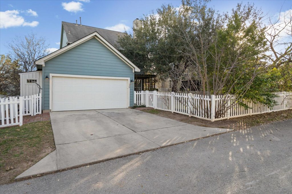 239 Witte Road Kyle, TX 78640 - Photo 17 of 38