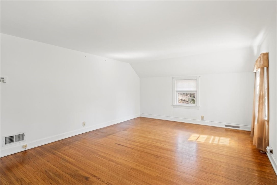 169 Penarrow Road Brighton, NY 14618 - Photo 15 of 25