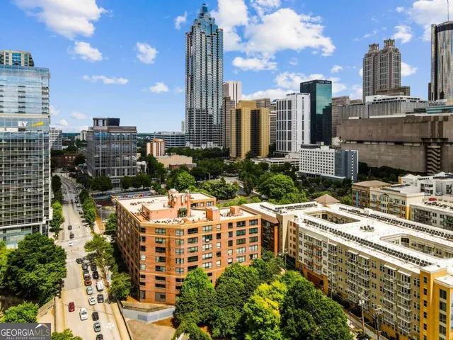 a large building with a outdoor space
