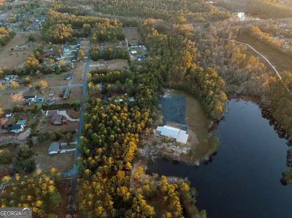 $1,600,000 | 3817 Central Avenue, Waycross, GA 31503