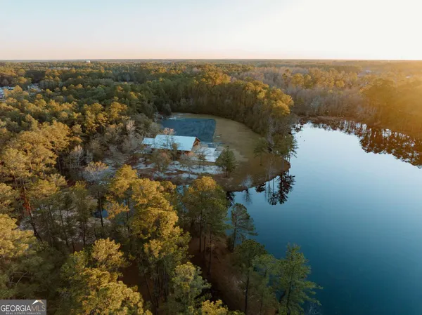 $1,600,000 | 3817 Central Avenue, Waycross, GA 31503