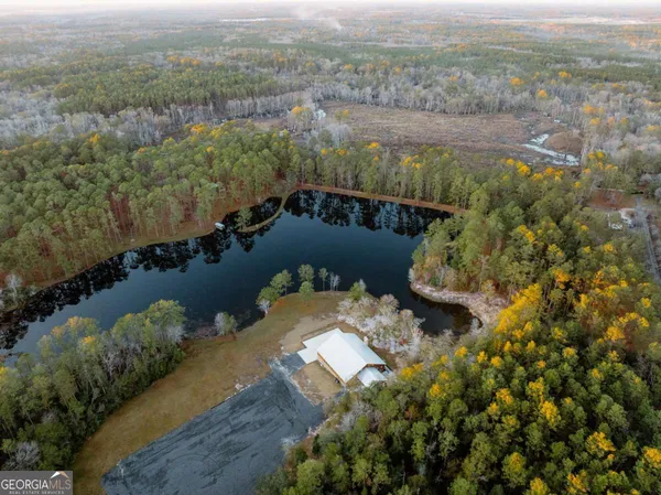 $1,600,000 | 3817 Central Avenue, Waycross, GA 31503