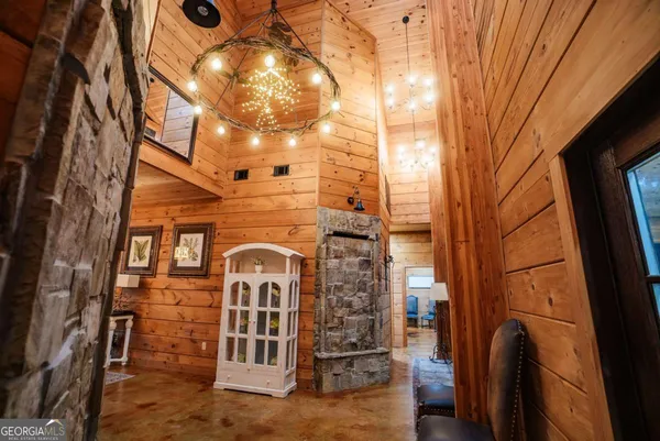 $1,600,000 | 3817 Central Avenue, Waycross, GA 31503