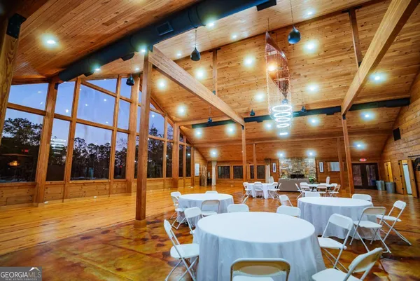 $1,600,000 | 3817 Central Avenue, Waycross, GA 31503