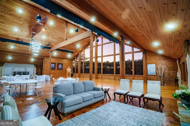 $1,600,000 | 3817 Central Avenue, Waycross, GA 31503