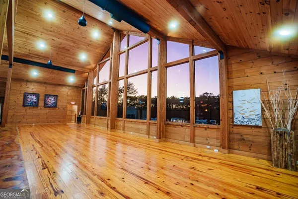 $1,600,000 | 3817 Central Avenue, Waycross, GA 31503