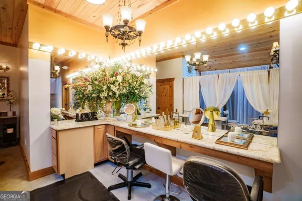 $1,600,000 | 3817 Central Avenue, Waycross, GA 31503