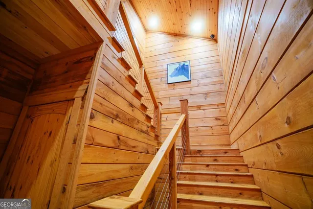 $1,600,000 | 3817 Central Avenue, Waycross, GA 31503