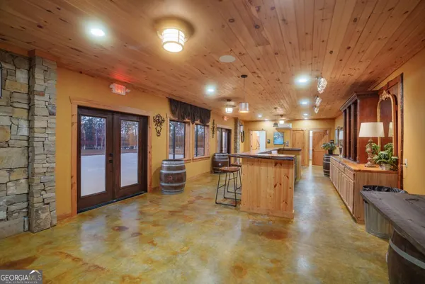 $1,600,000 | 3817 Central Avenue, Waycross, GA 31503