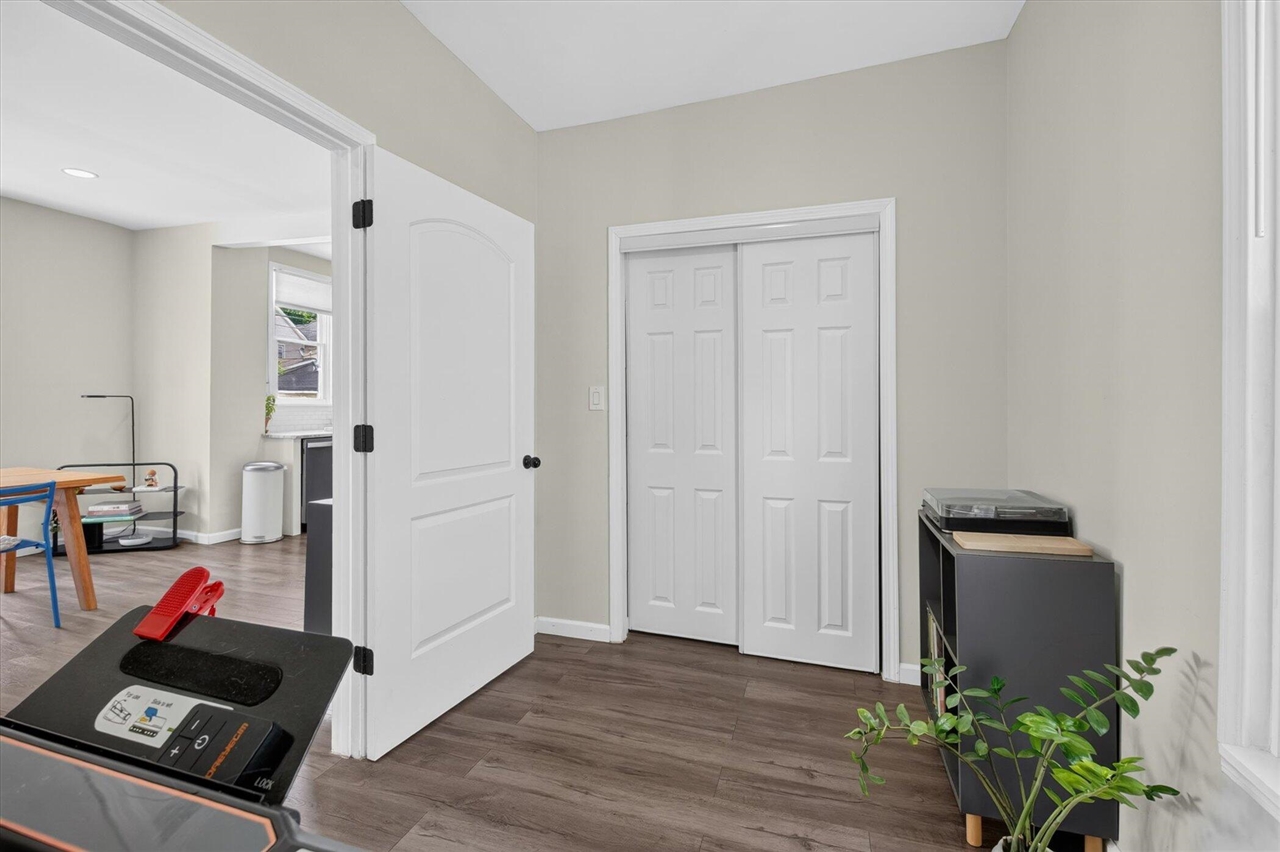 5827 Baker Street Detroit, MI 48209 - Photo 23 of 60