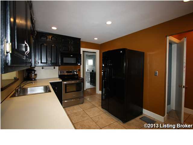 4316 Dannywood Road Louisville, KY 40220 - Photo 8 of 36 Additional Photo