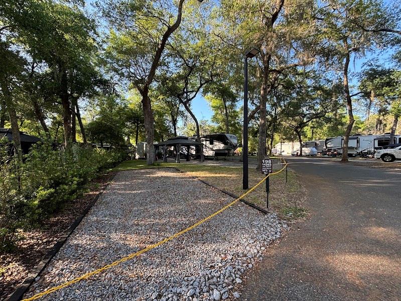 14262 Northeast 252nd Ct Road, Unit 198 Fort McCoy, FL 32134 - Photo 7 of 39