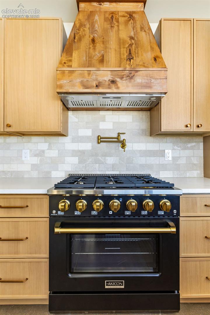 16876 Thompson Road Colorado Springs, CO 80908 - Photo 11 of 45 Gallery Image 11