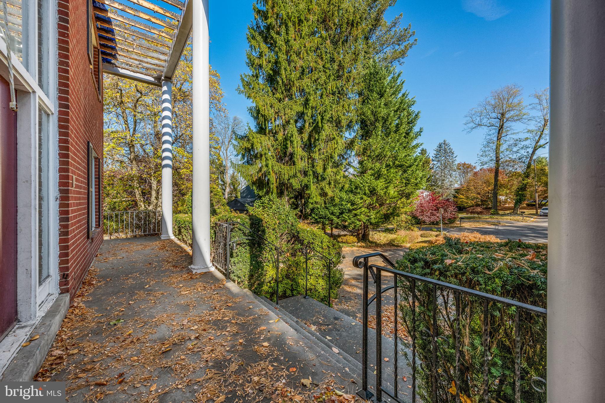 2181 North Stone Ridge Lane Villanova, PA 19085 - Photo 10 of 58