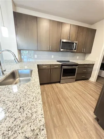 $1,855 | 541 Academy Dr., Unit 204, Kissimmee, FL 34744