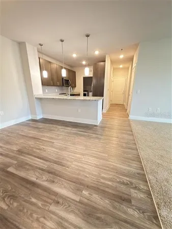 $1,855 | 541 Academy Dr., Unit 204, Kissimmee, FL 34744