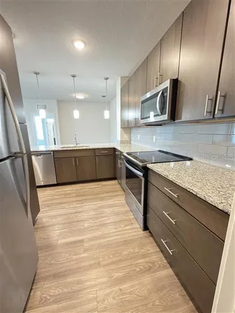 $1,855 | 541 Academy Dr., Unit 204, Kissimmee, FL 34744