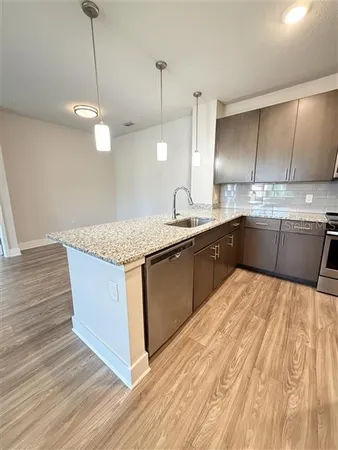 $1,855 | 541 Academy Dr., Unit 204, Kissimmee, FL 34744