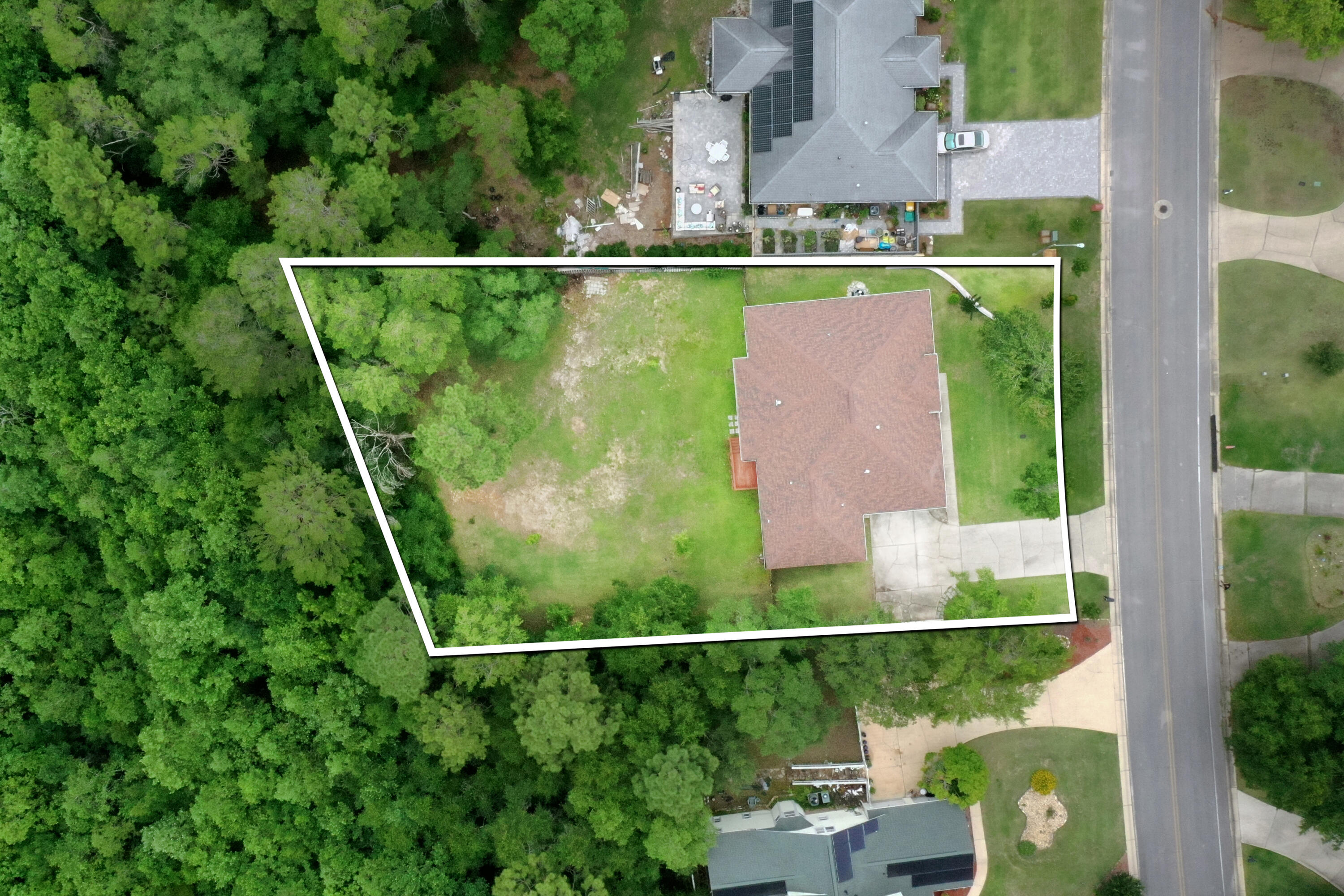 449 Ruckel Drive Niceville, FL 32578 - Photo 4 of 61 449RuckelDr-Niceville-FL-016