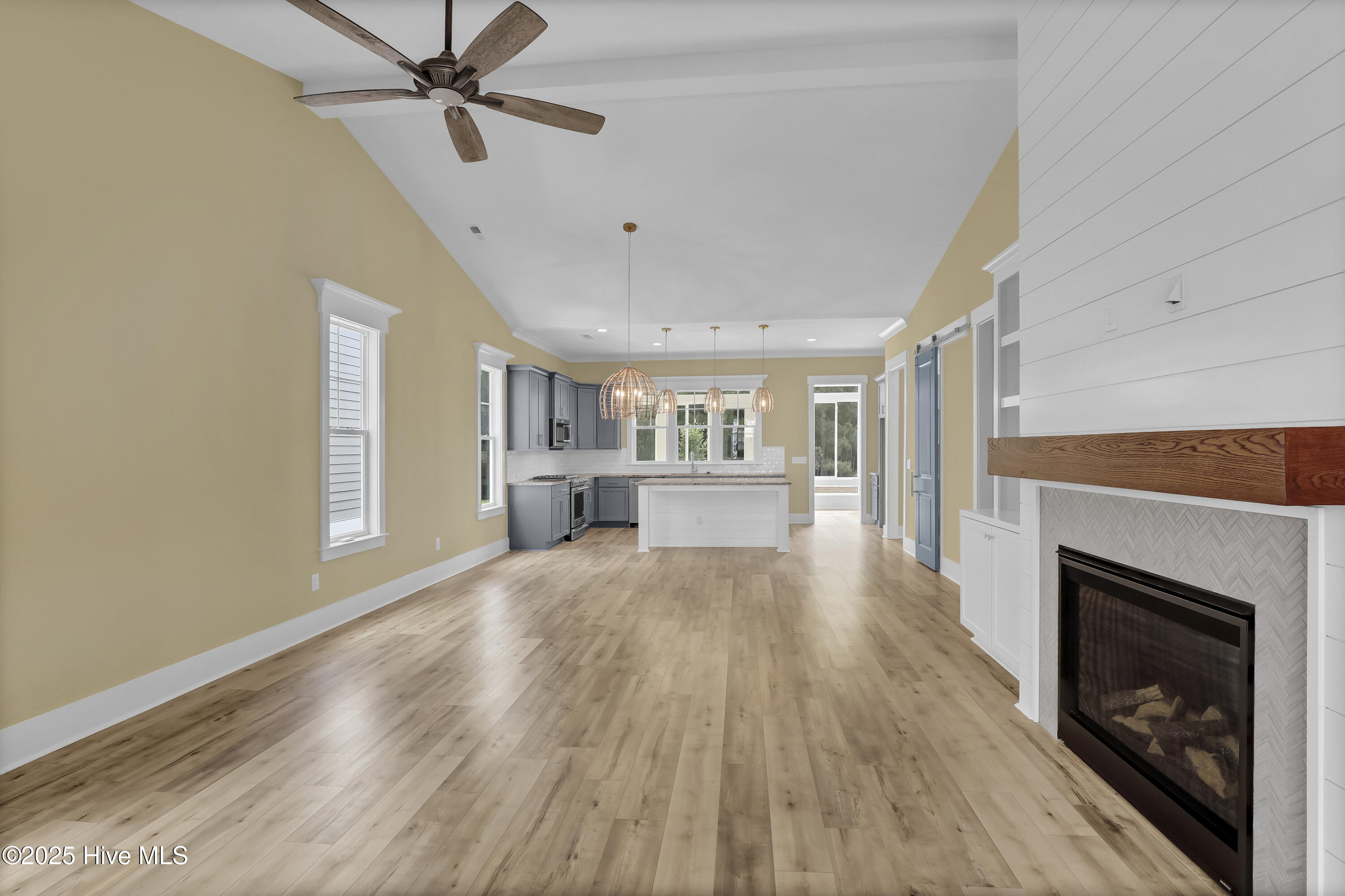 110 Whispering Pine Lane Holly Ridge, NC 28445 - Photo 5 of 28 Great Room