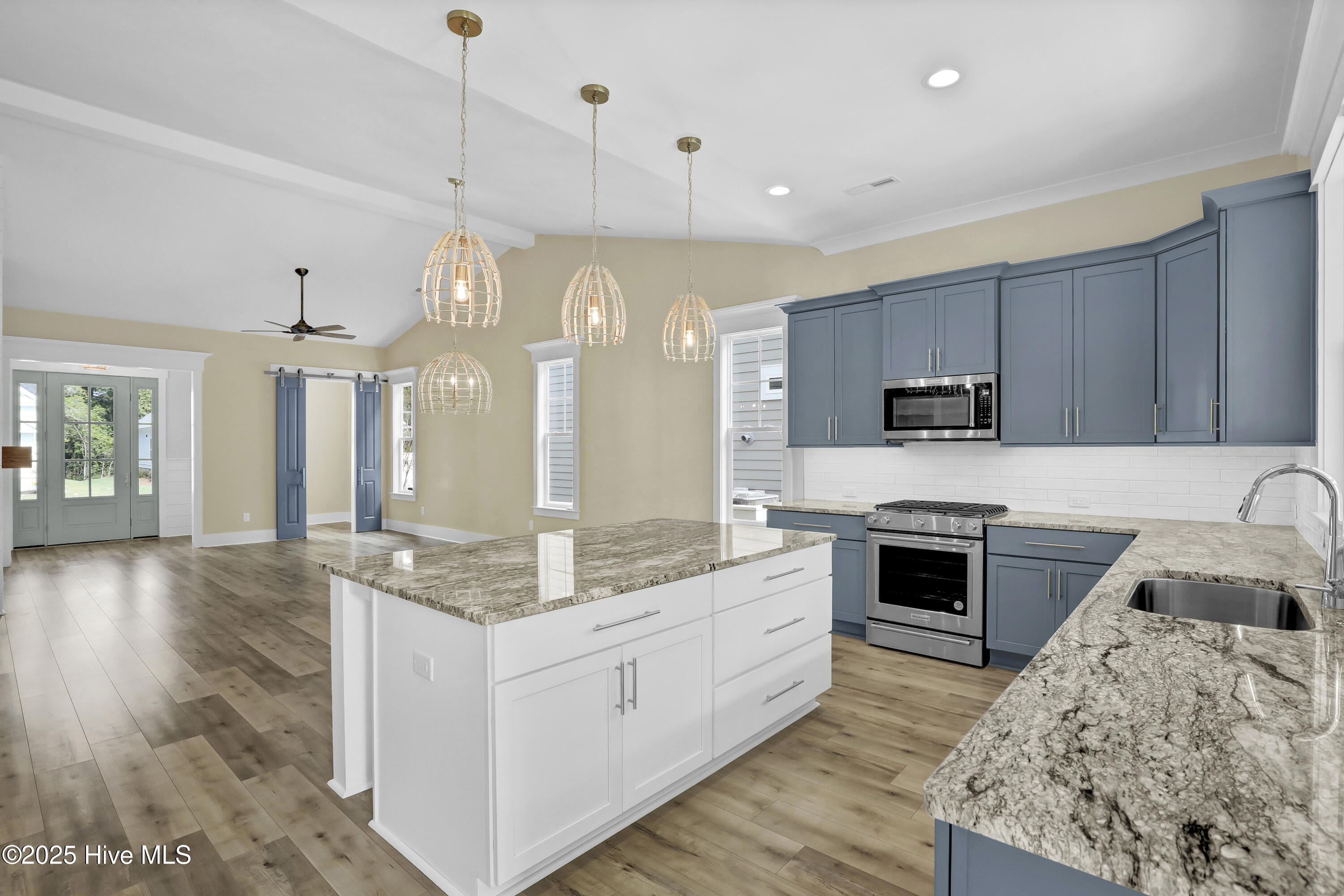 110 Whispering Pine Lane Holly Ridge, NC 28445 - Photo 8 of 28 6G8A2757