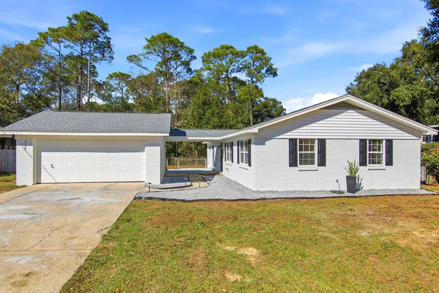 $319,900 | 3520 Tide Drive, Pensacola, FL 32504