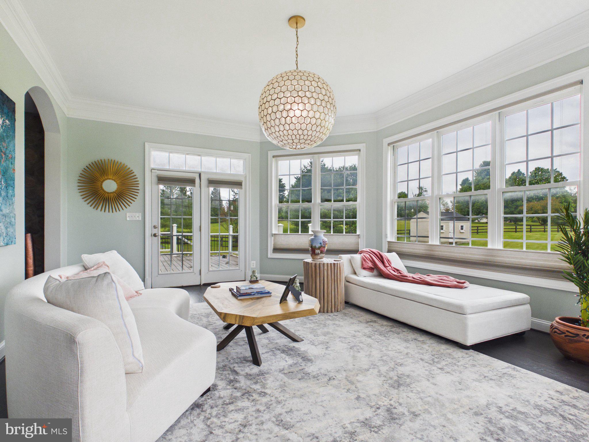 38565 Piggott Bottom Road Hamilton, VA 20158 - Photo 21 of 85 a living room with furniture and a large window