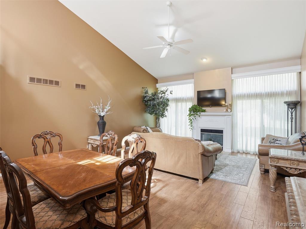 52088 Southview Ridge Macomb, MI 48042 - Photo 21 of 49
