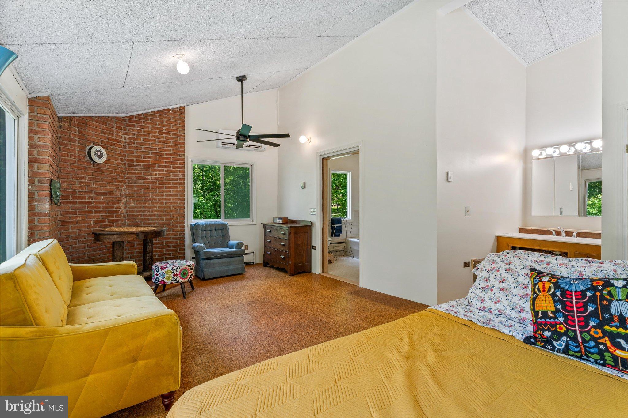1108 Hoffmaster Road Knoxville, MD 21758 - Photo 31 of 72 Primary Suite