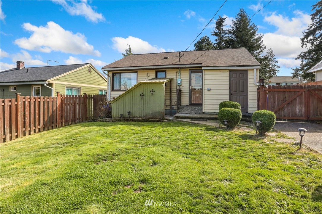 3030 Southwest Roxbury Street Seattle, WA 98126 - Photo 22 of 22 Gallery Image 22