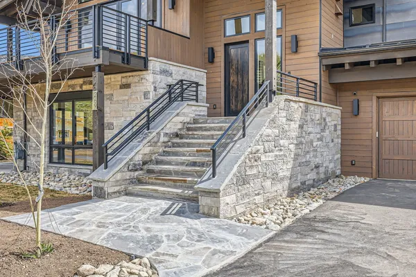 a view of a pathway of building