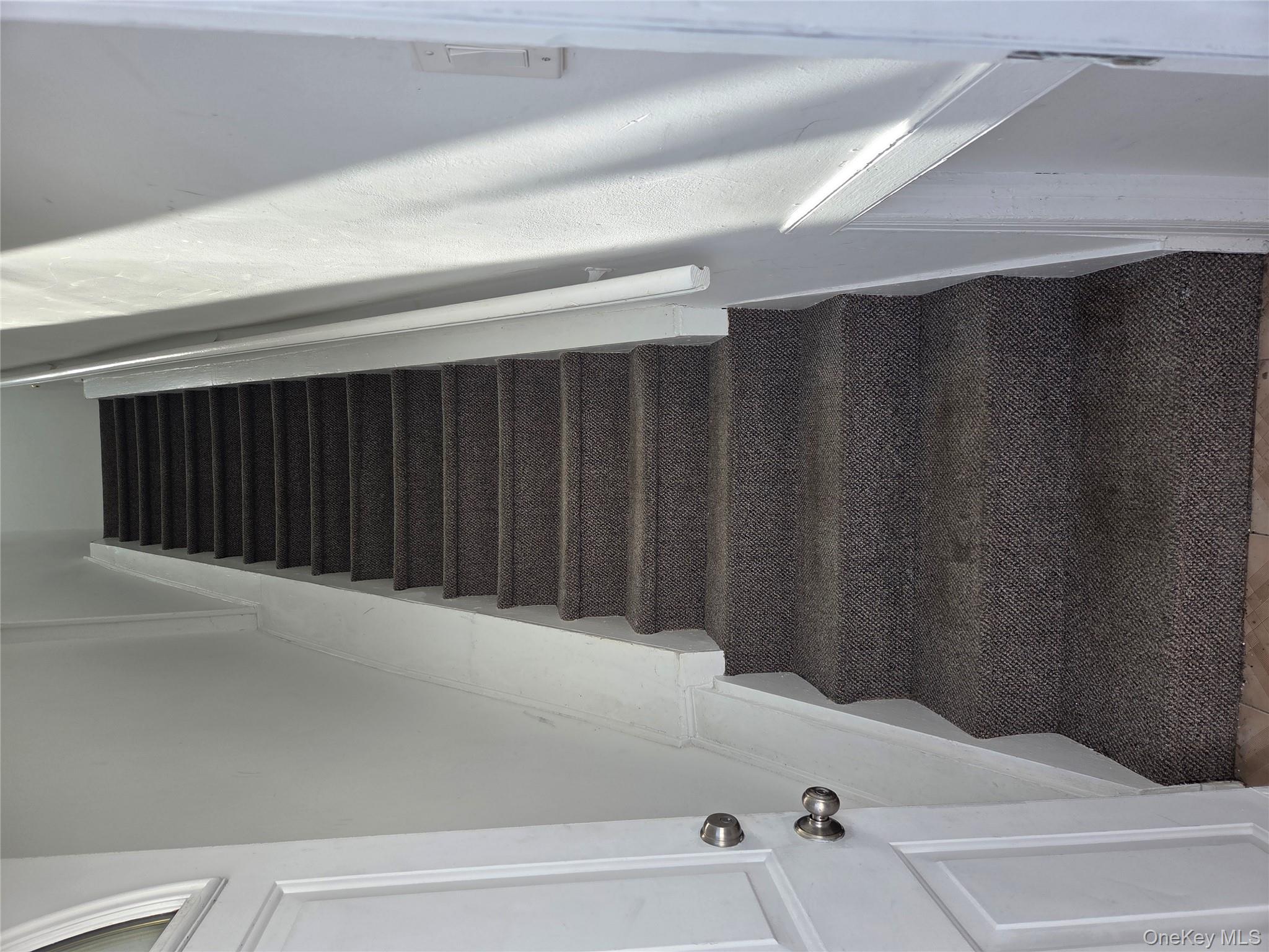 58 Juniper Road Port Washington, NY 11050 - Photo 8 of 13