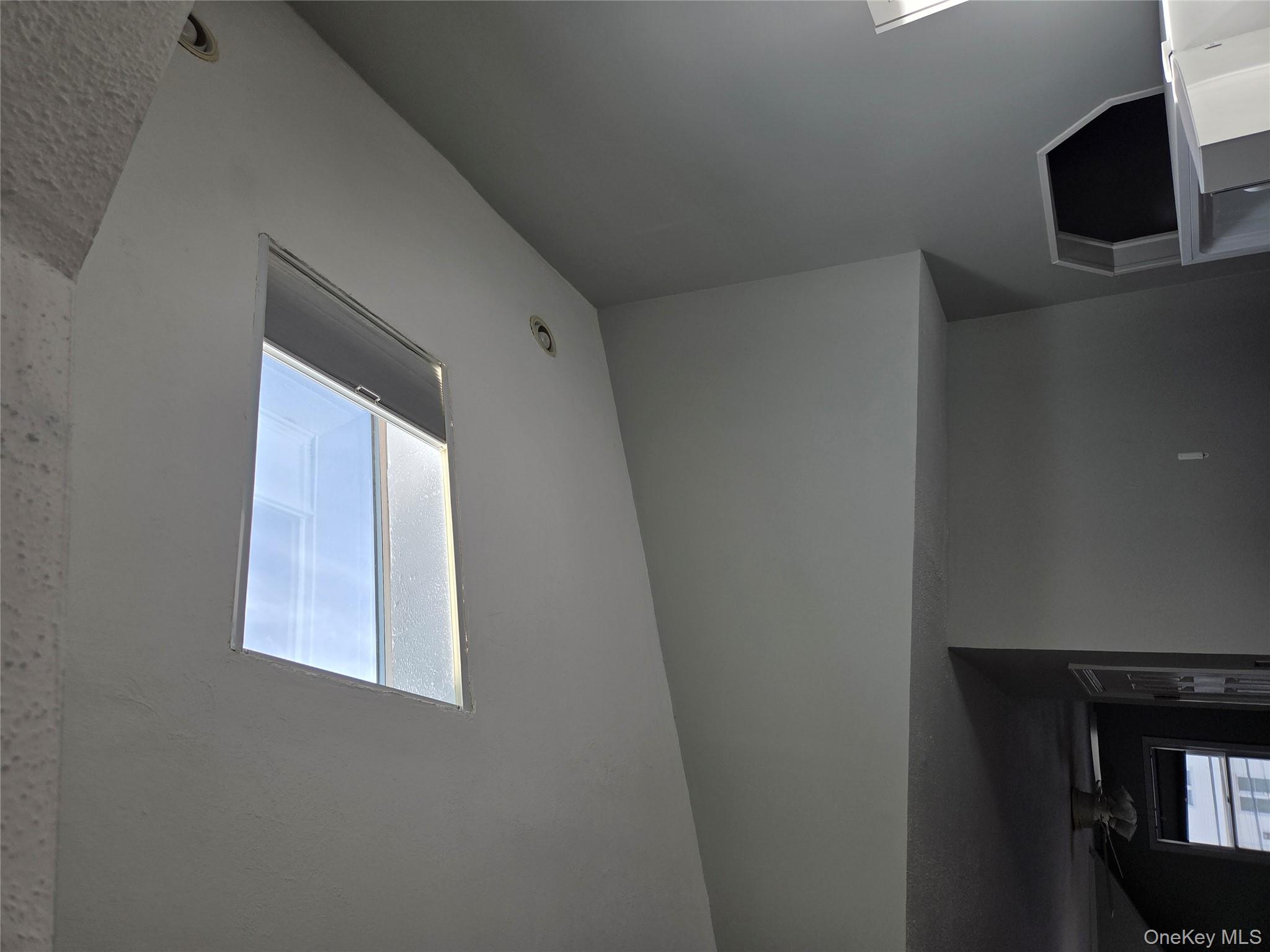 58 Juniper Road Port Washington, NY 11050 - Photo 10 of 13