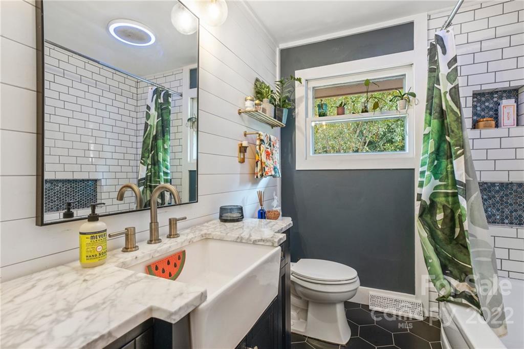 128 Longview Road Asheville, NC 28806 - Photo 19 of 45 Gallery Image 19