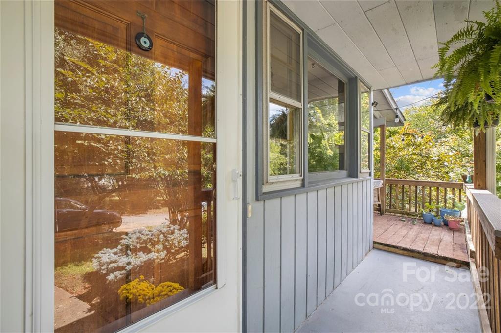 128 Longview Road Asheville, NC 28806 - Photo 34 of 45 Gallery Image 34