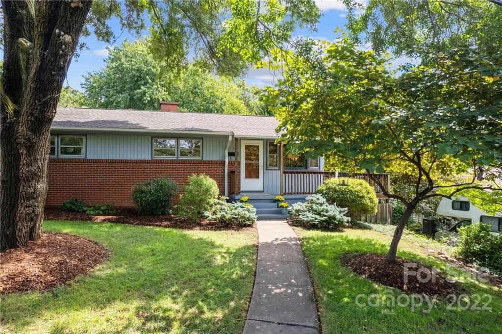 128 Longview Road Asheville, NC 28806 - Photo 4 of 45 Gallery Image 4