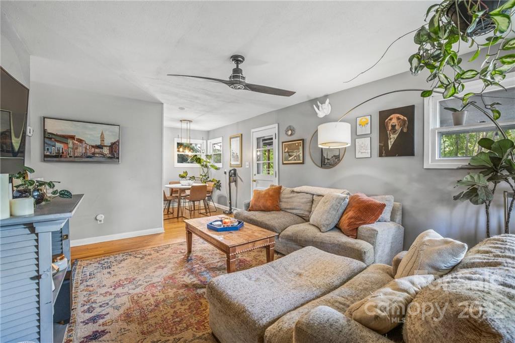 128 Longview Road Asheville, NC 28806 - Photo 6 of 45 Gallery Image 6