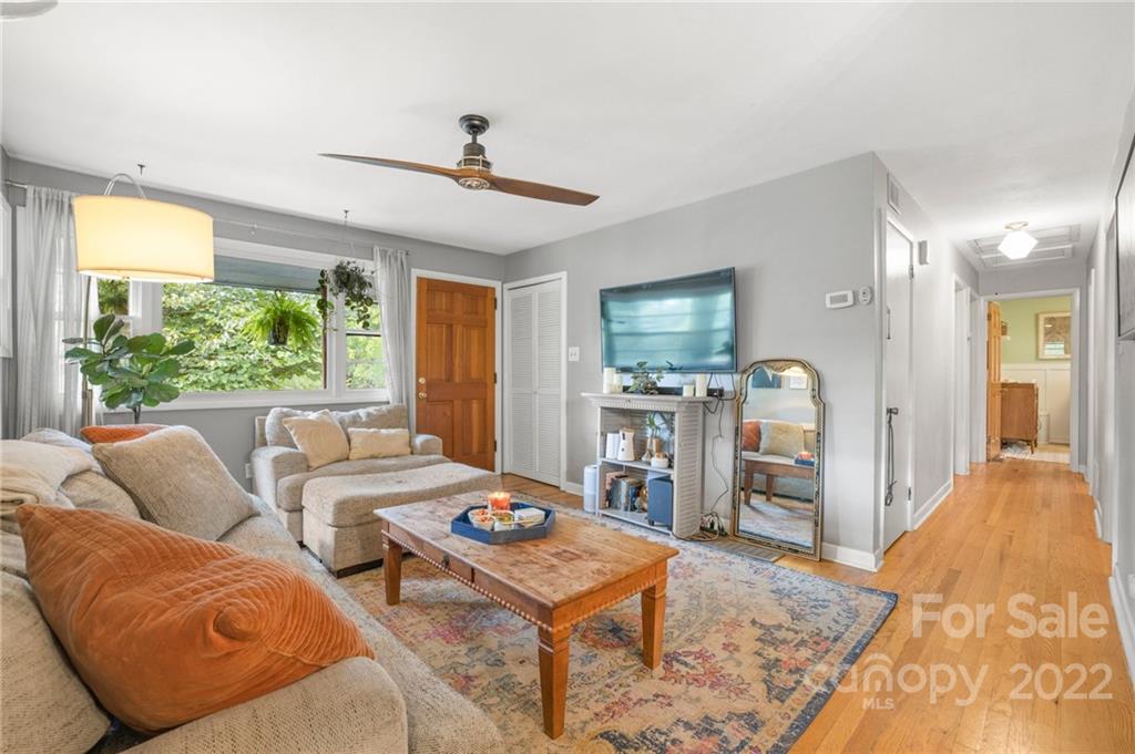 128 Longview Road Asheville, NC 28806 - Photo 10 of 45 Gallery Image 10