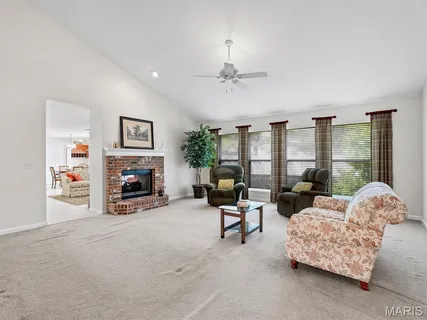 $519,000 | 113 Christopher Place, St. Louis, MO 63129